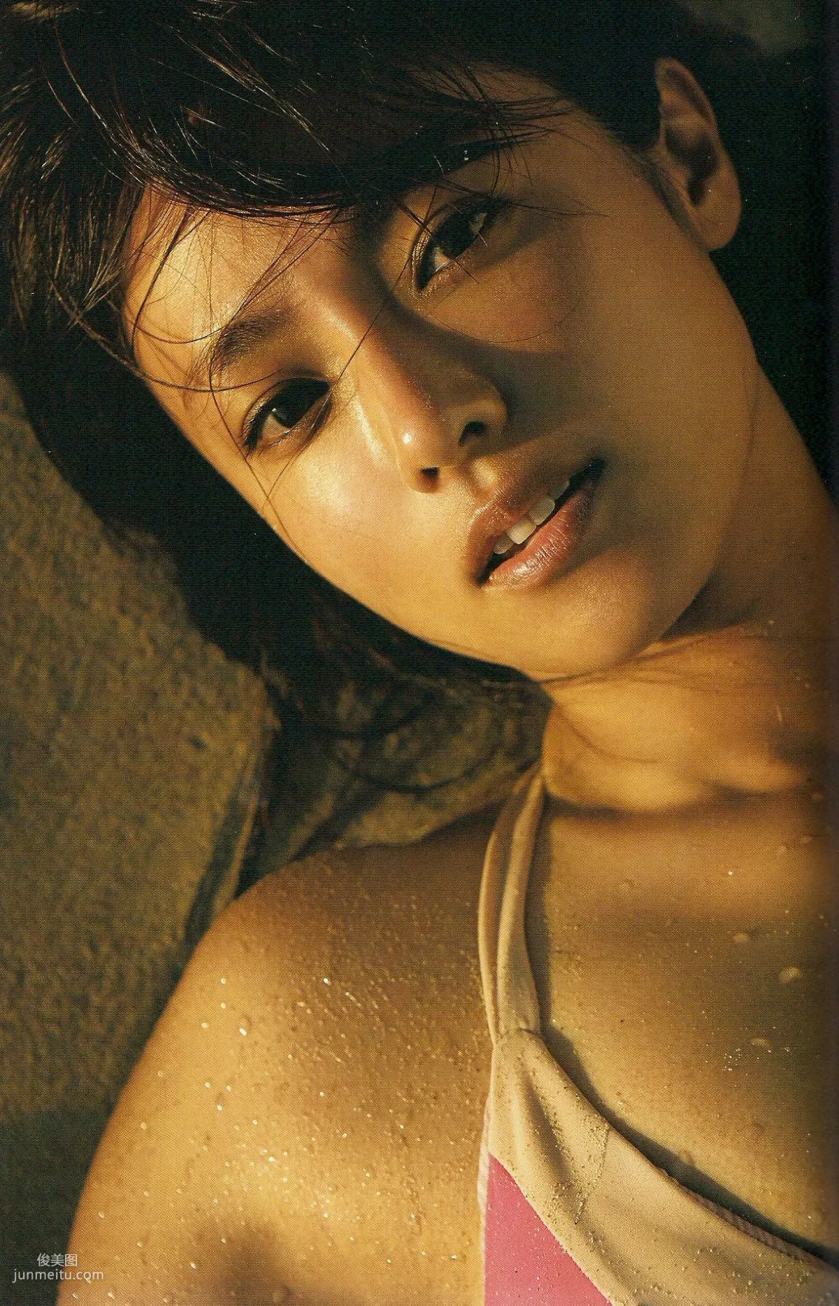 深田恭子 《Down to earth》 [PB寫真集] 21