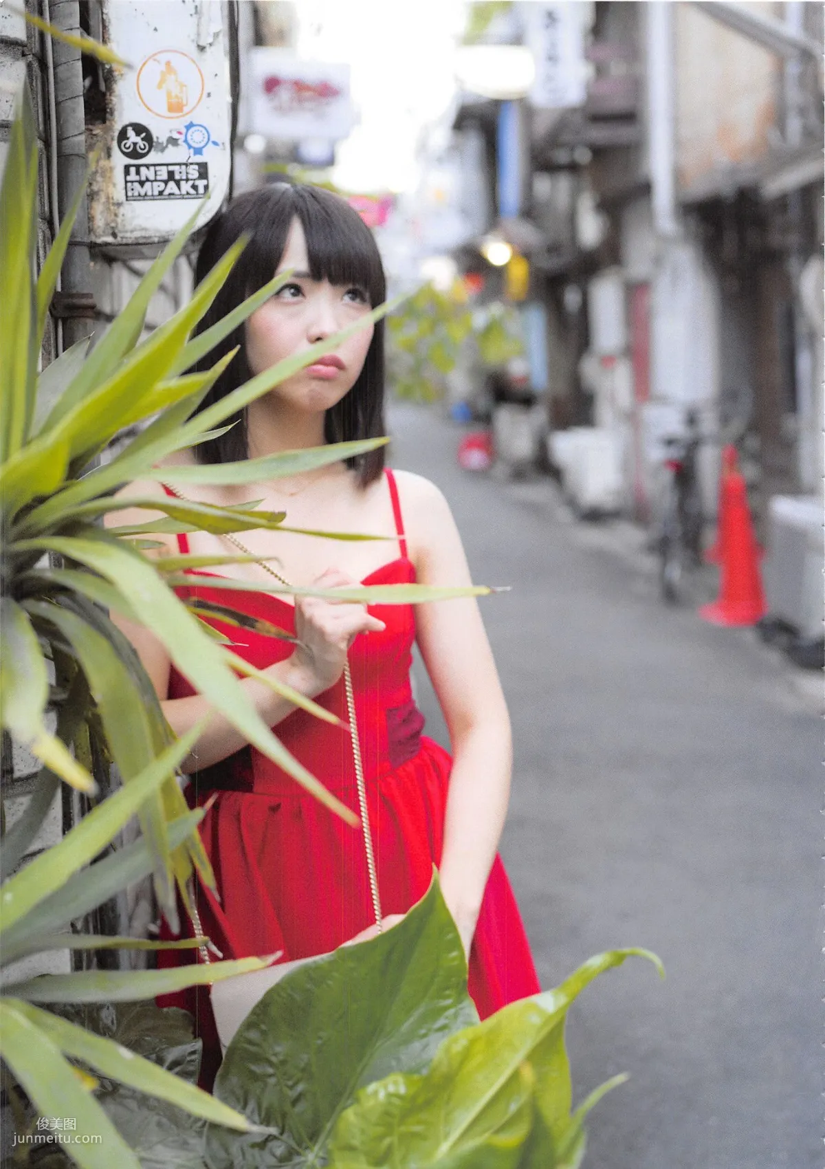 松村香織 First Photobook 《Mushusei》 [PB寫真集] 124