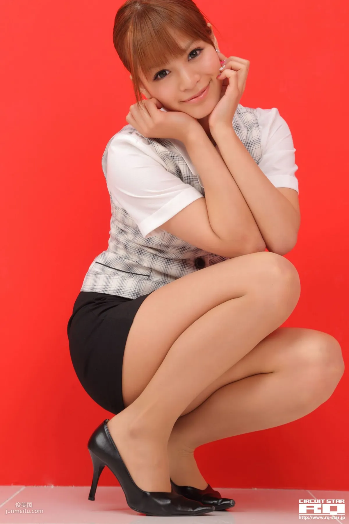 [RQ-STAR] NO.00589 Megumi Haruna 春菜めぐみ Office Lady 寫真集 81