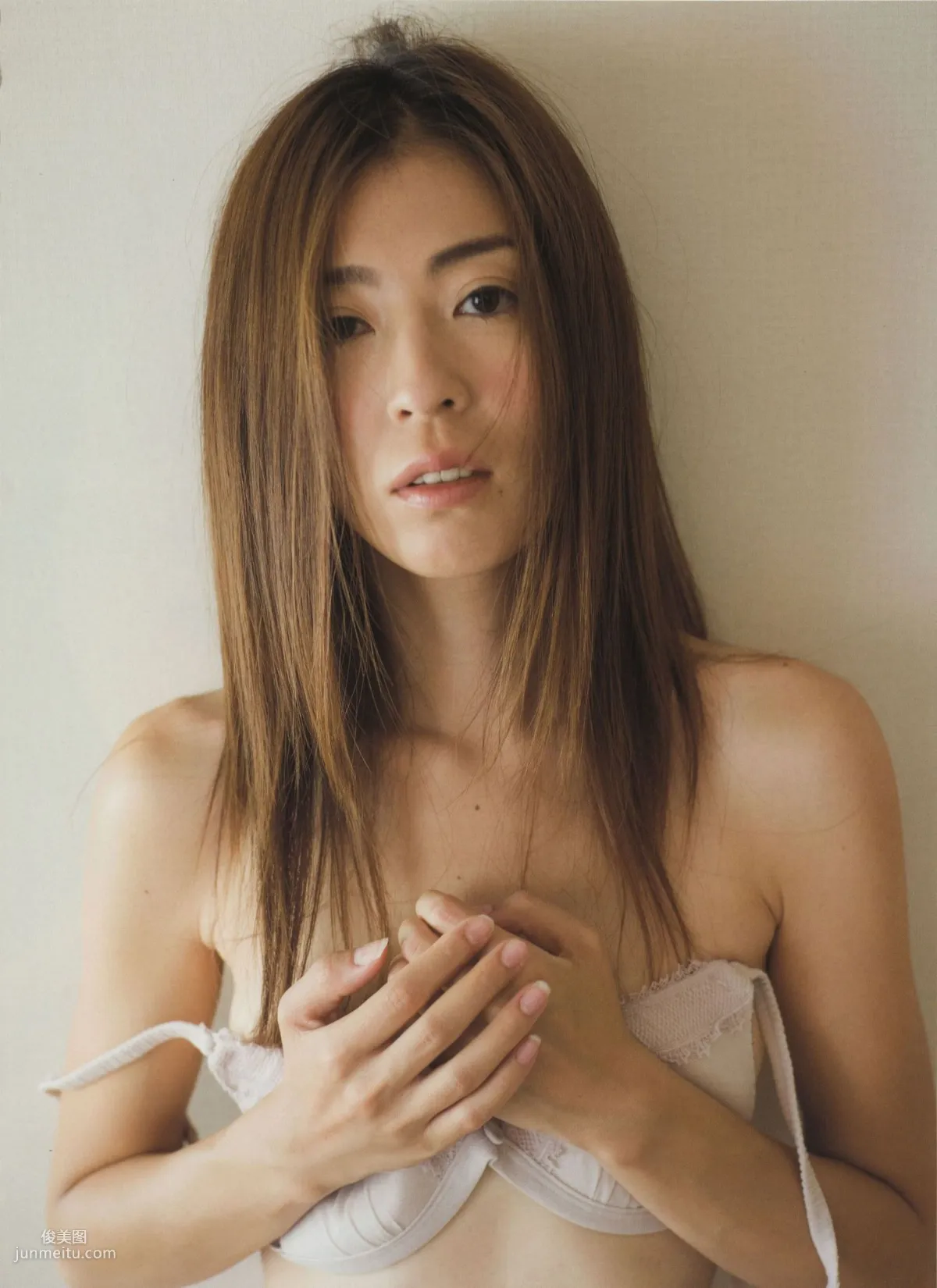 中村愛美 《Lyin' Eyes》 [PhotoBook] 寫真集 60