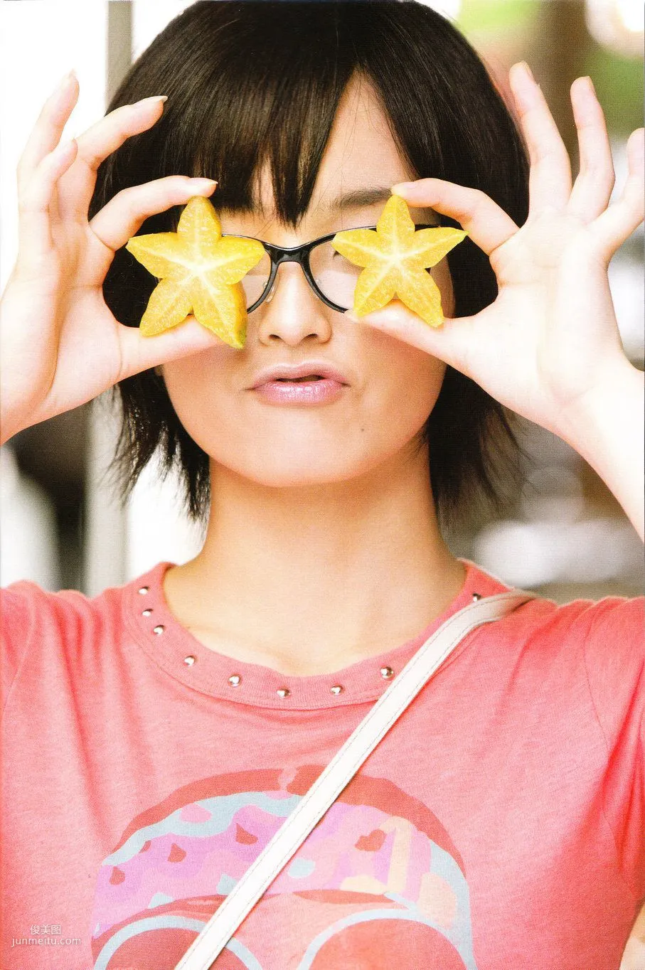 Sayaka Yamamoto 山本彩《みる神》[Photo book] 寫真集 13