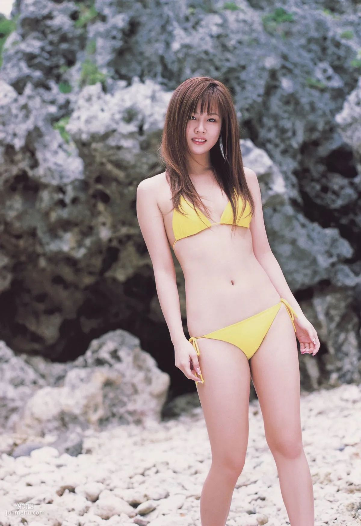 新垣裡沙 《happygirl》 [Photobook] 寫真集 20