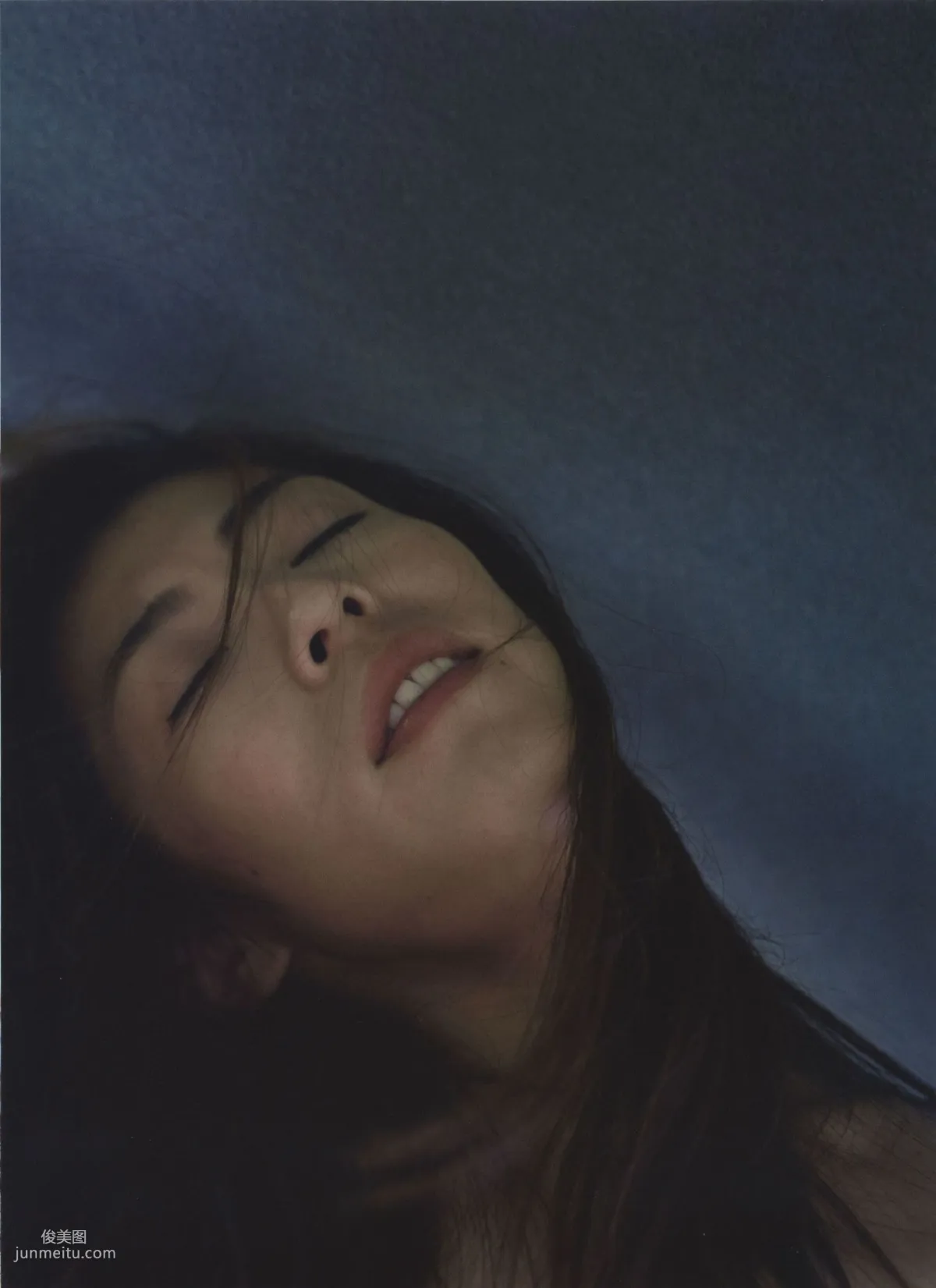 中村愛美 《Lyin' Eyes》 [PhotoBook] 寫真集 23