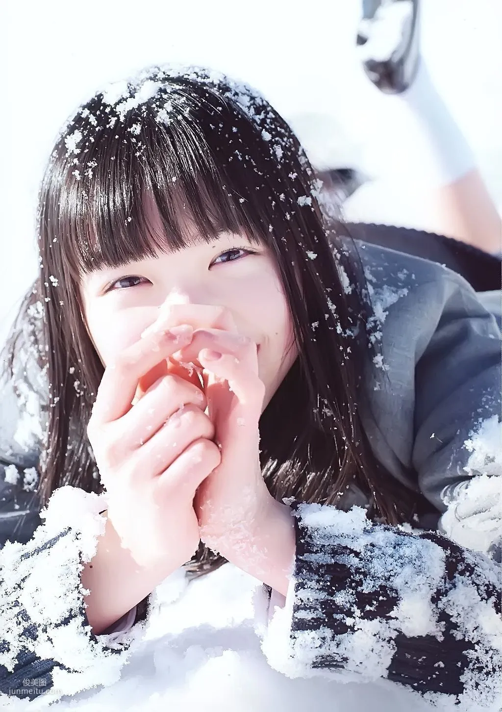 大和田南那、渡辺みり愛 《Graduation-中學卒業》 [PB寫真集] 27