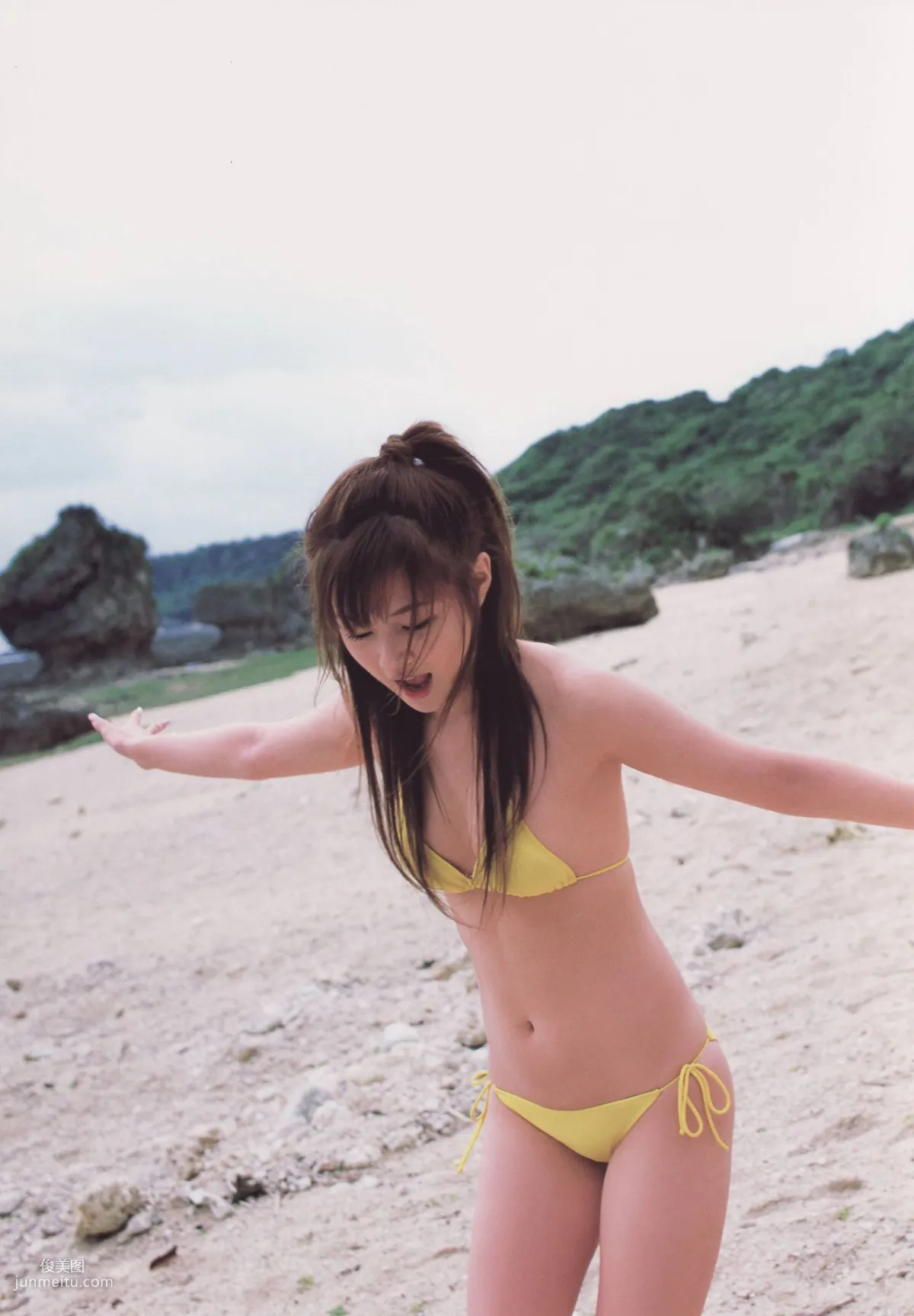 新垣裡沙 《happygirl》 [Photobook] 寫真集 18