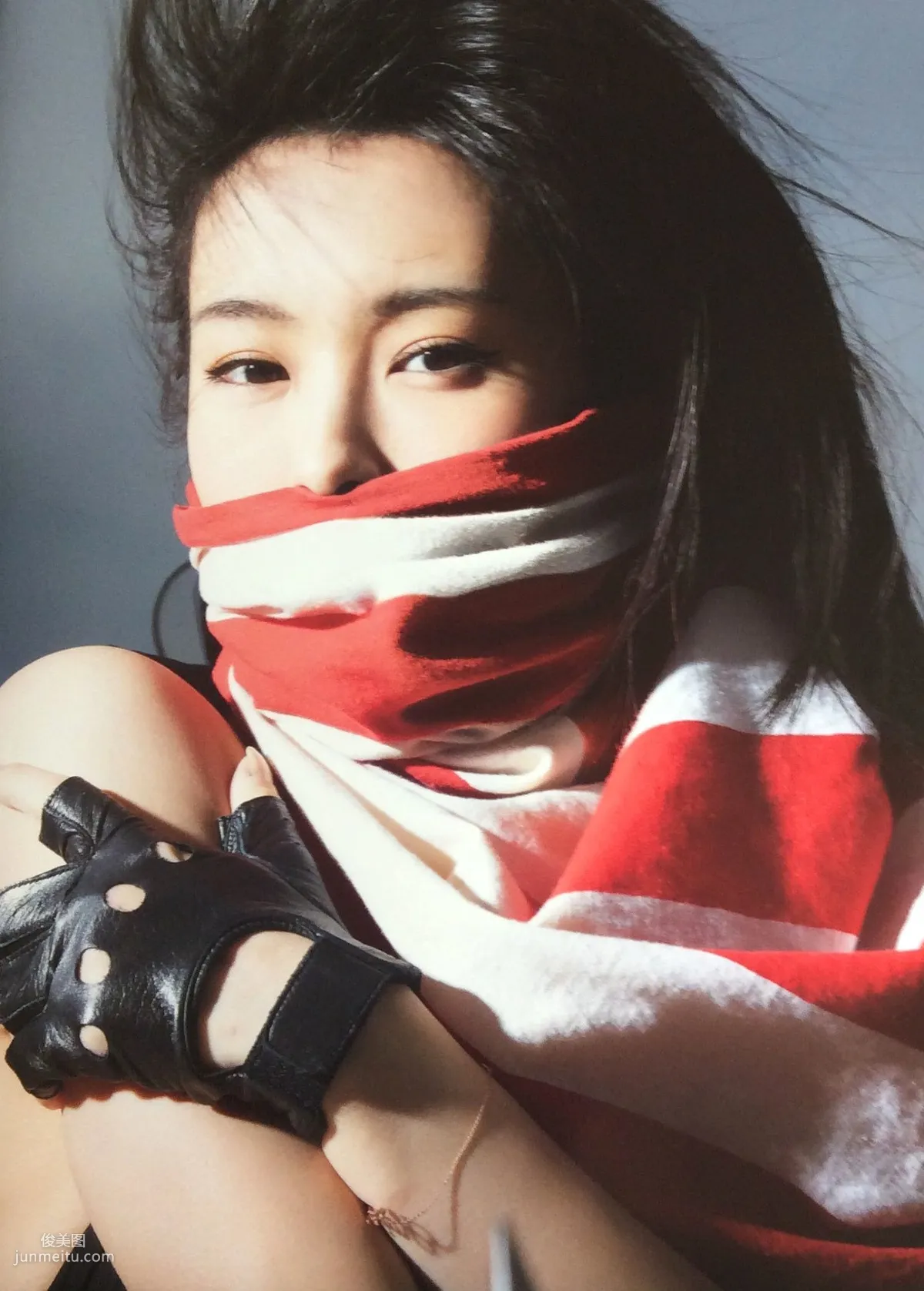 山本彩《SY》 Photo By LESLIE KEE [PB寫真集] 90