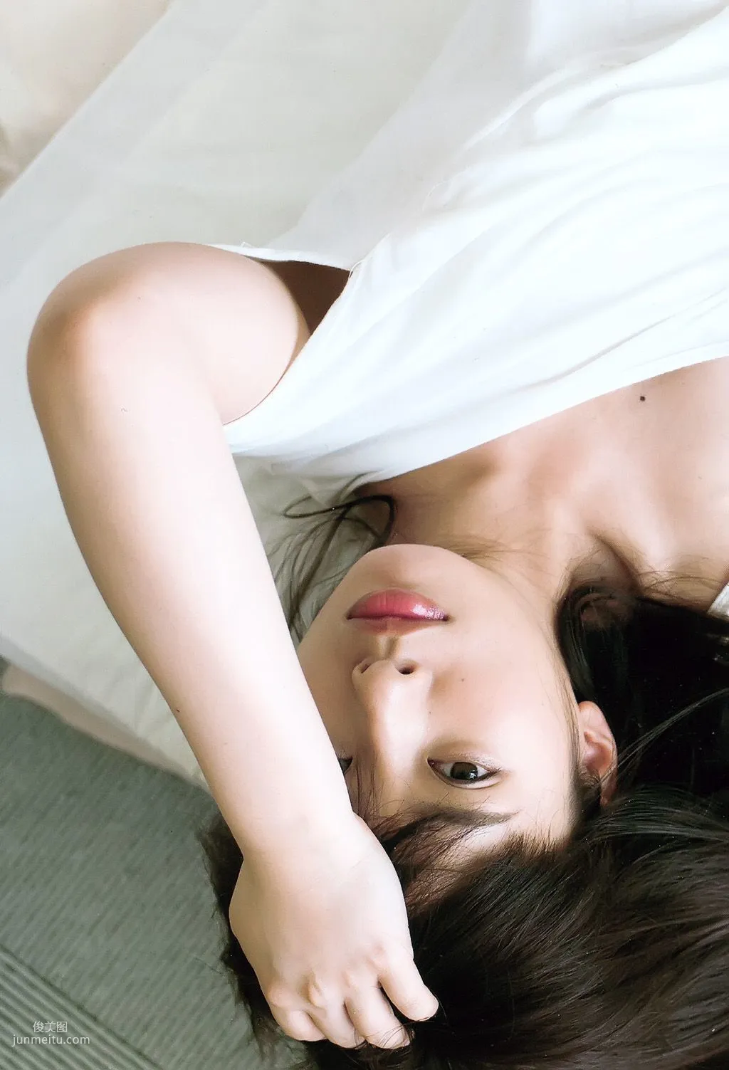山田菜々/山田菜菜《NMB48卒業メモリアル·フォトブック》 [PB寫真集] 3