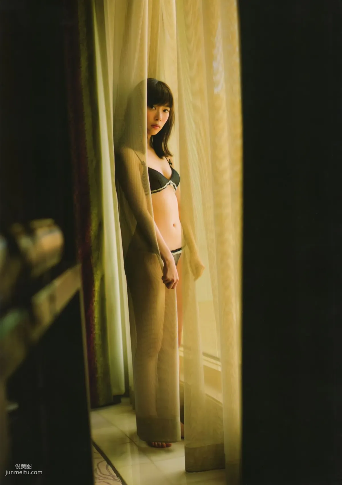 指原莉乃 《スキャンダル中毒》 [PB寫真集] 32