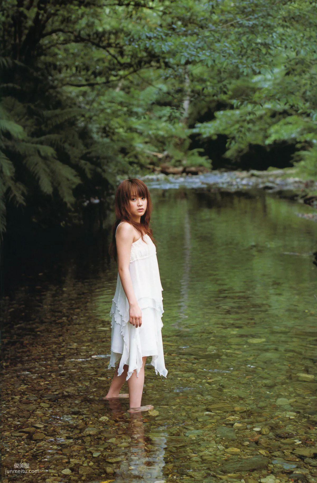Takahashi Ai 高橋愛 《ai》 [PB] 寫真集 68
