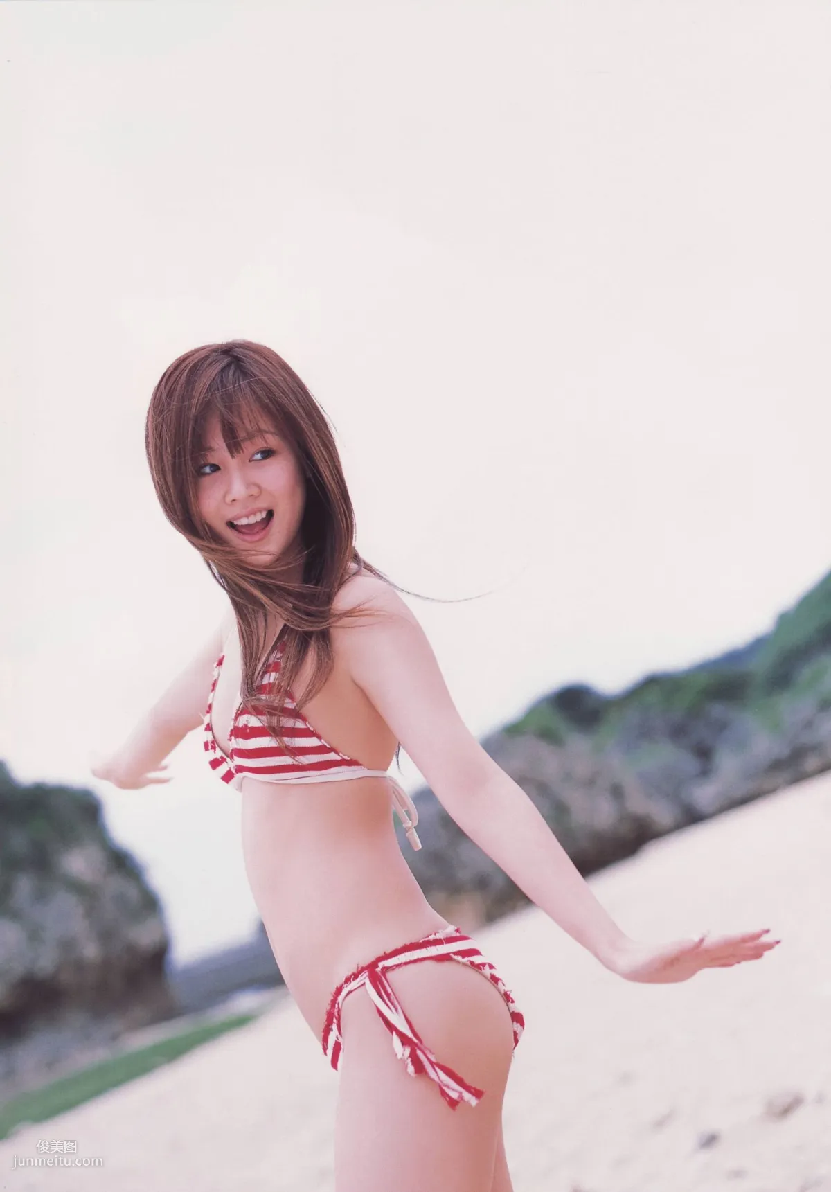 新垣裡沙 《happygirl》 [Photobook] 寫真集 25
