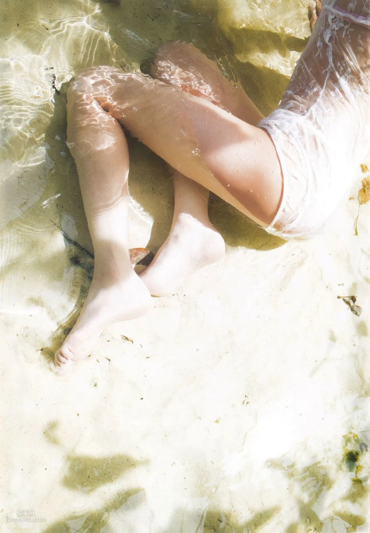 渡辺美優紀《 MW 》 [PhotoBook] 寫真集 36
