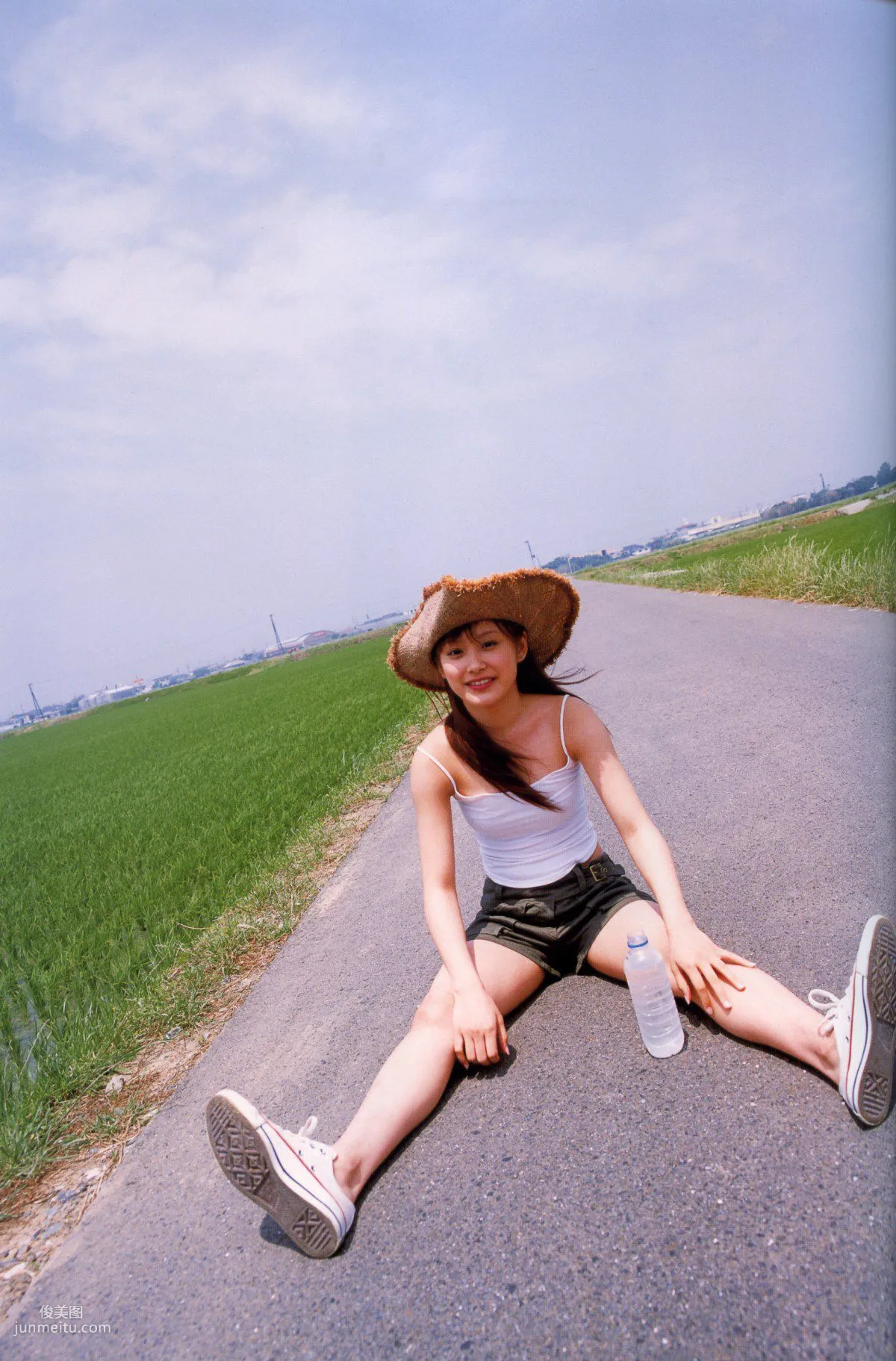 Takahashi Ai 高橋愛 《ai》 [PB] 寫真集 84