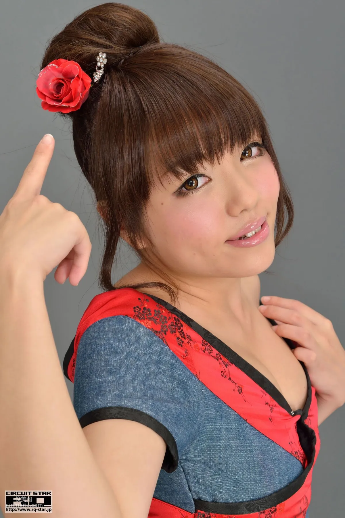 [RQ-STAR] NO.00725 Natsuki Higurashi 日暮なつき Race Queen 寫真集 24