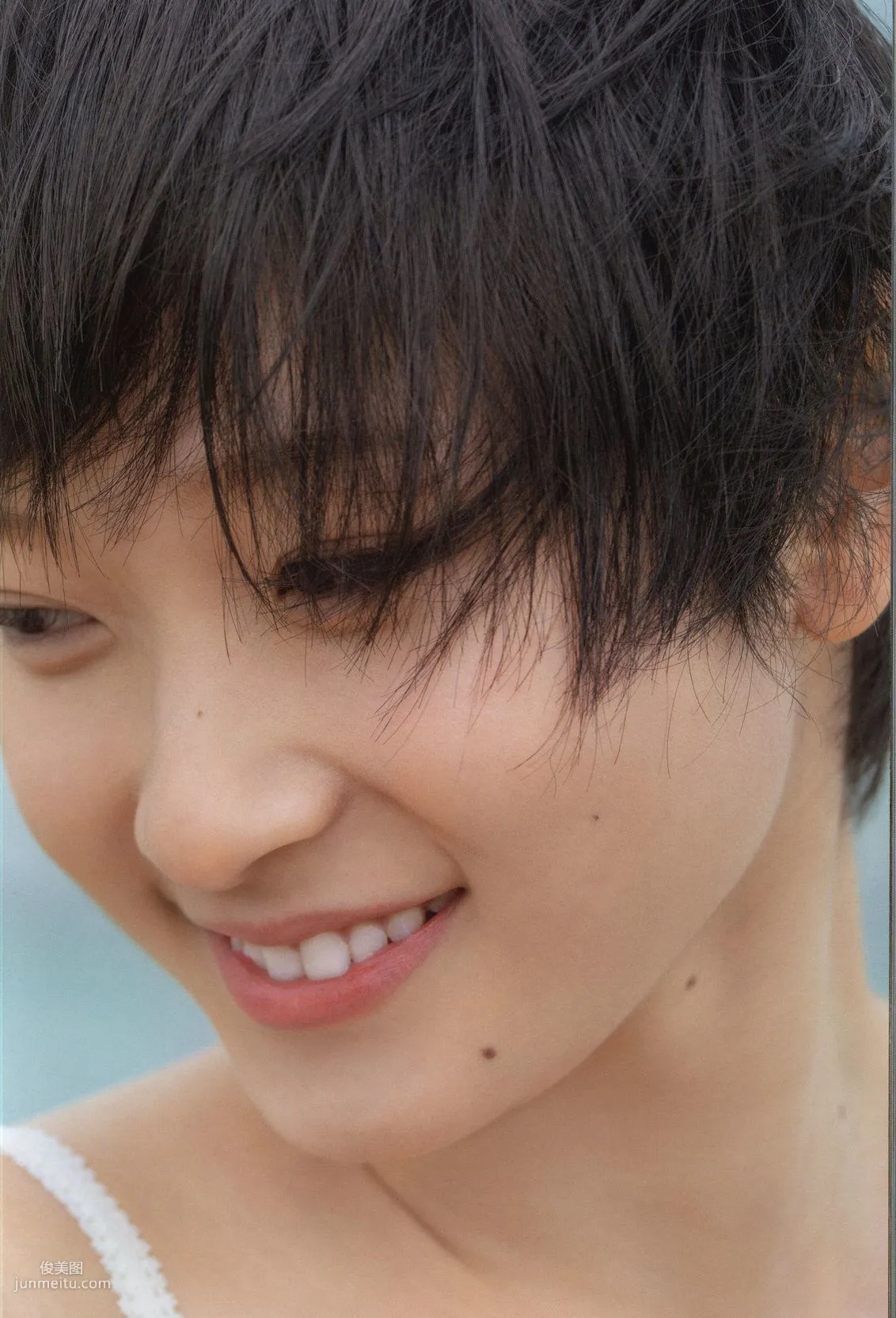 宮本佳林《Karin sixteen》Amazon限定カバーVer [PB寫真集] 50