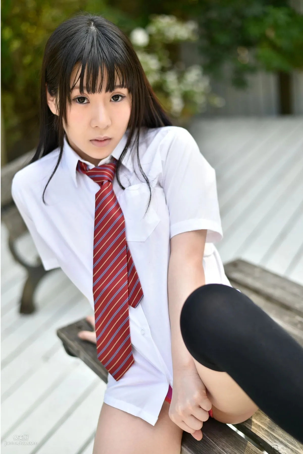雨宮留菜 《女子校生 萌える絶対領域》 [PB寫真集] 61