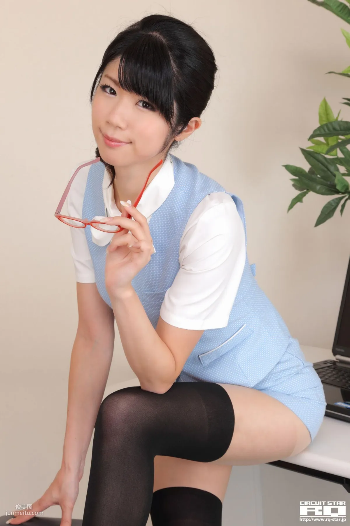 [RQ-STAR] NO.00614 Aoi Usami 宇佐美あおい Office Lady 寫真集 84