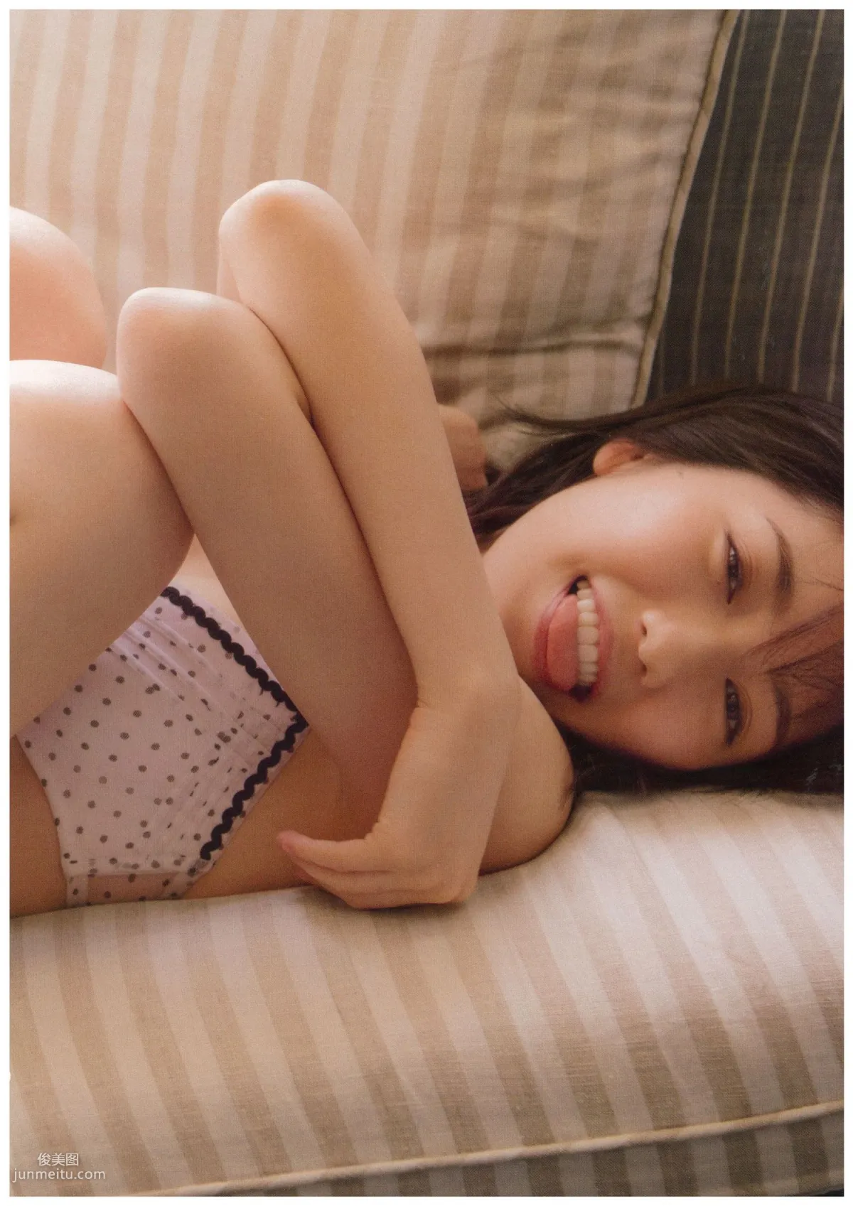 渡辺麻友 《知らないうちに》 [PB写真集] 100
