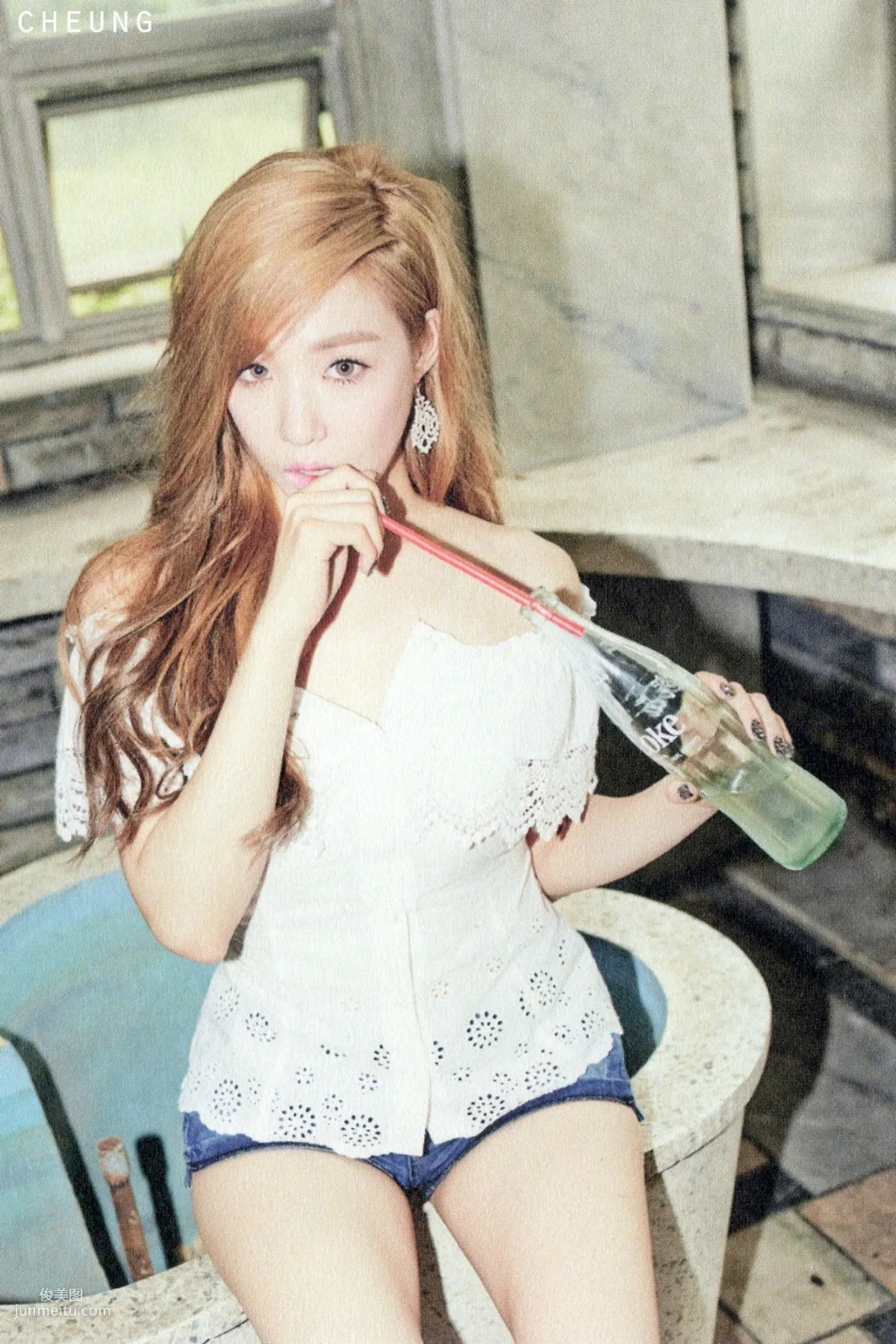 TaeTiSeo 韓國少女時代《HOLLER》[PB寫真集] 19