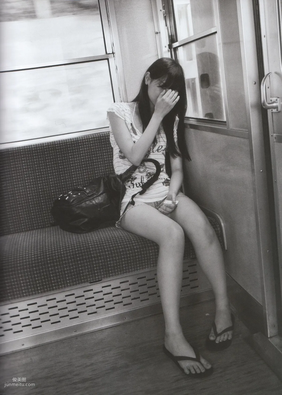 Nanase Nishino 西野七瀬 《普段着》 [PB寫真集] 33