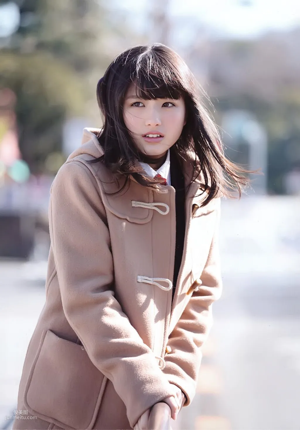 大和田南那、渡辺みり愛 《Graduation-中學卒業》 [PB寫真集] 5