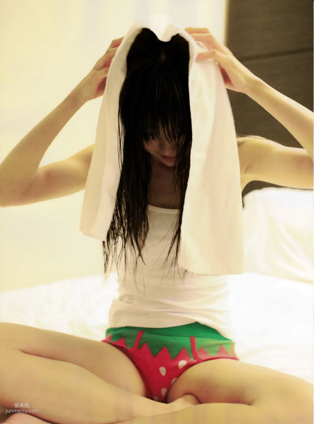渡辺美優紀《みる神》 [Photo book] 寫真集 105