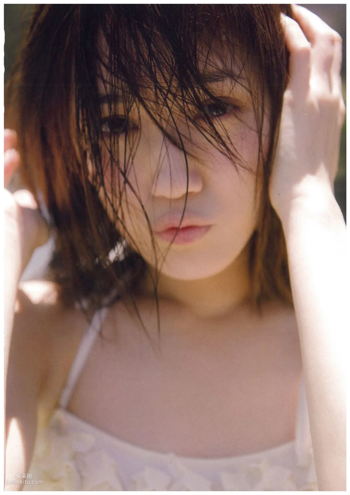 渡辺麻友 《知らないうちに》 [PB写真集] 7