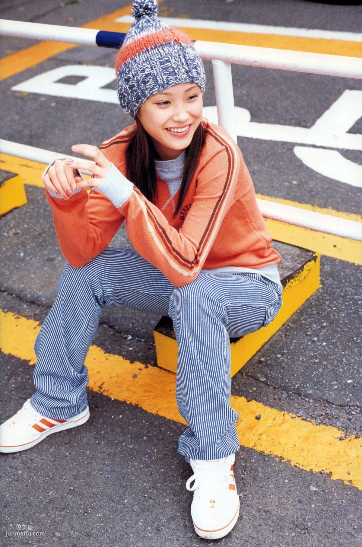 Takahashi Ai 高橋愛 《ai》 [PB] 寫真集 51