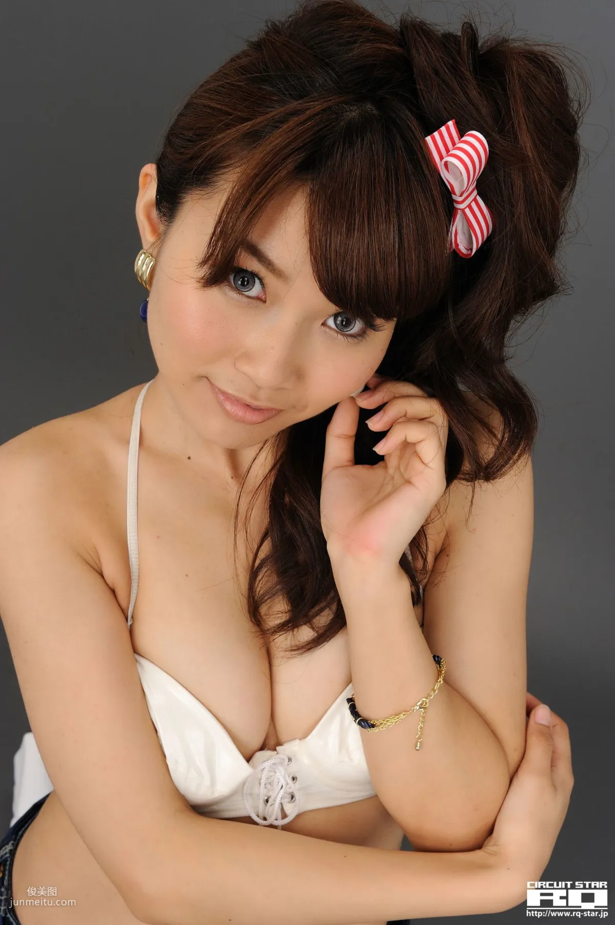 [RQ-STAR] NO.00644 殊野真緒 Mao Kotono Race Queen 寫真集 100