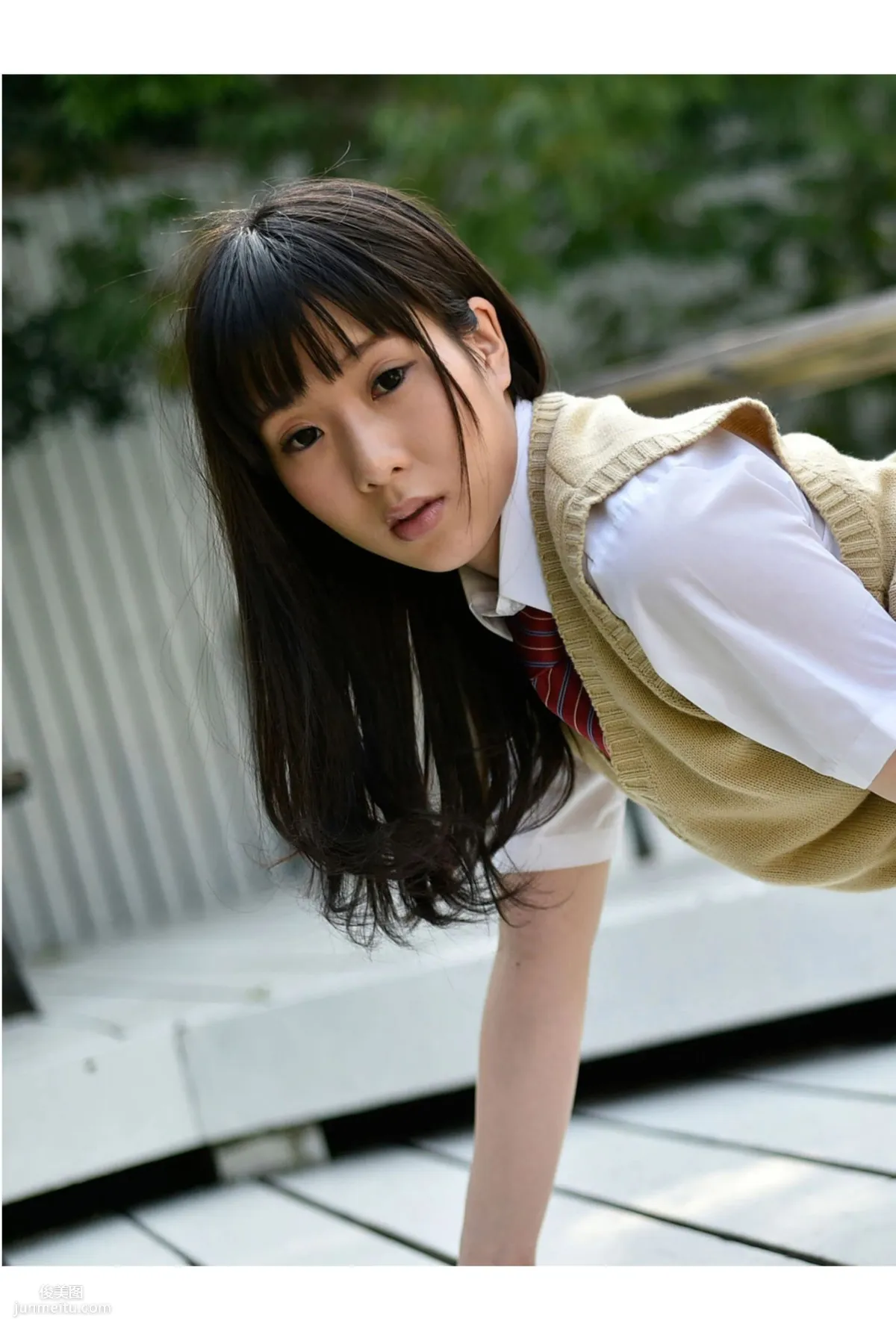 雨宮留菜 《女子校生 萌える絶対領域》 [PB寫真集] 39