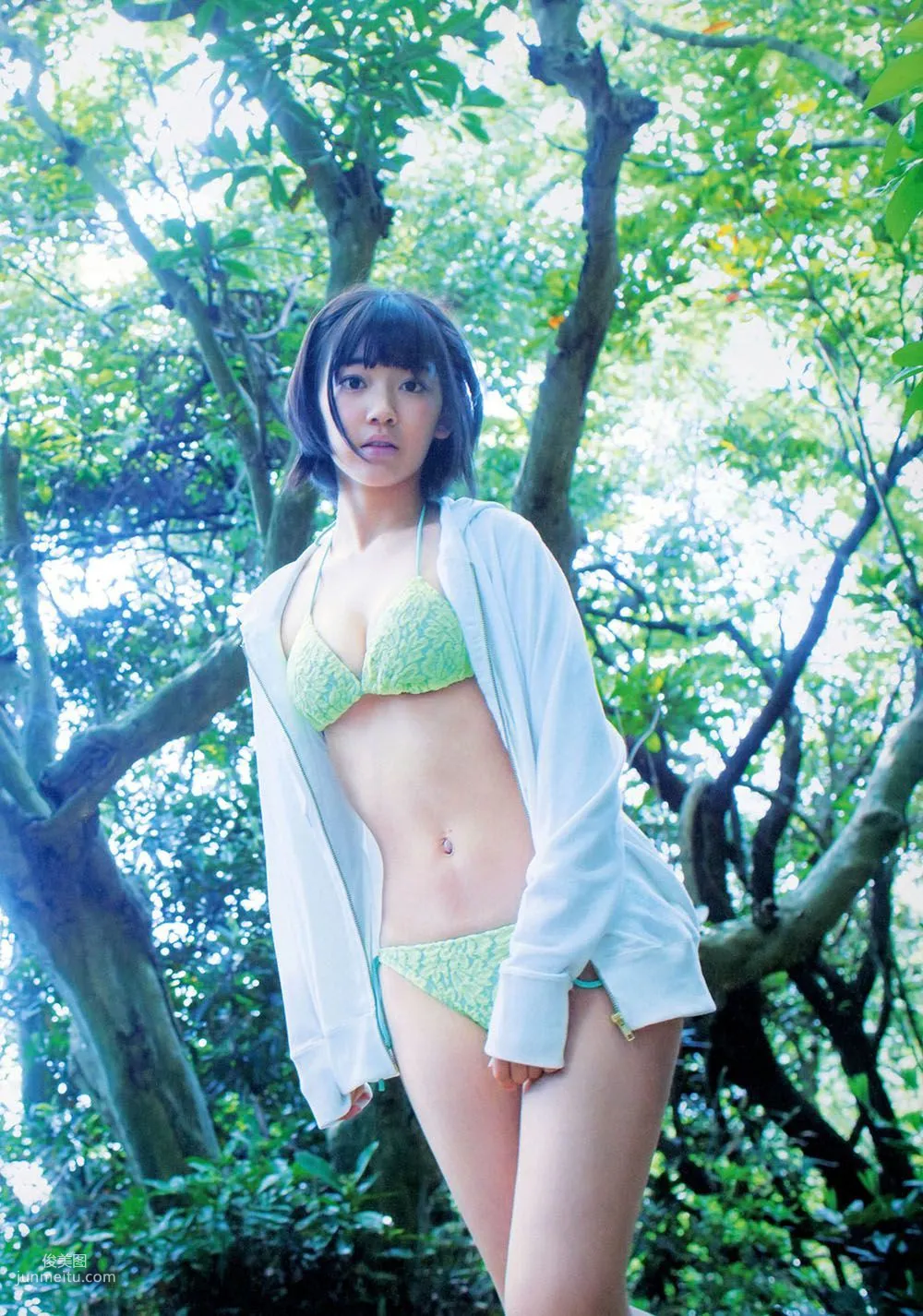 宮脇咲良/宮脅咲良《Sakura》 [PB寫真集] 125