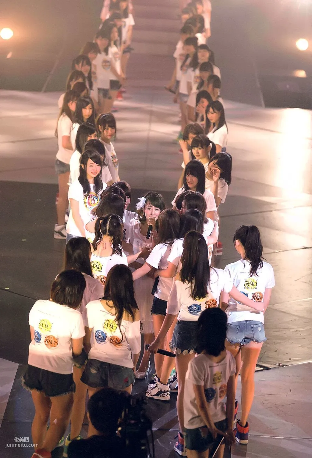 山田菜々/山田菜菜《NMB48卒業メモリアル·フォトブック》 [PB寫真集] 17