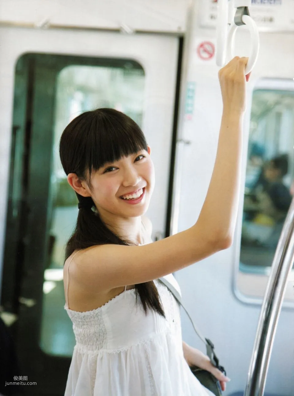 渡辺美優紀《みる神》 [Photo book] 寫真集 3