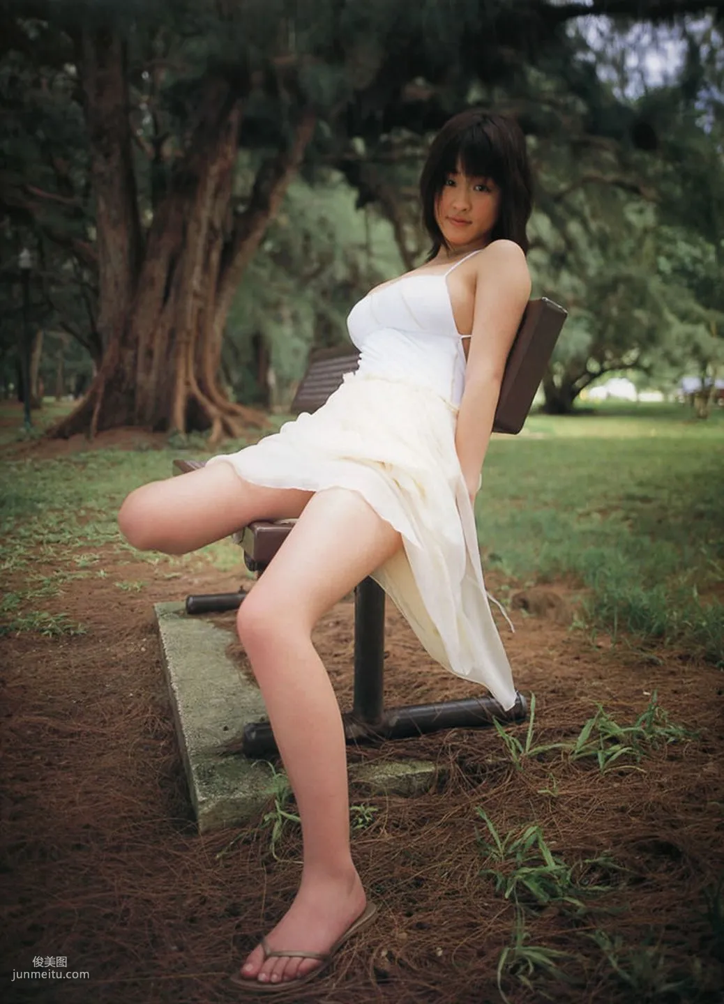 島本里沙《Richa》 [PhotoBook] 写真集96