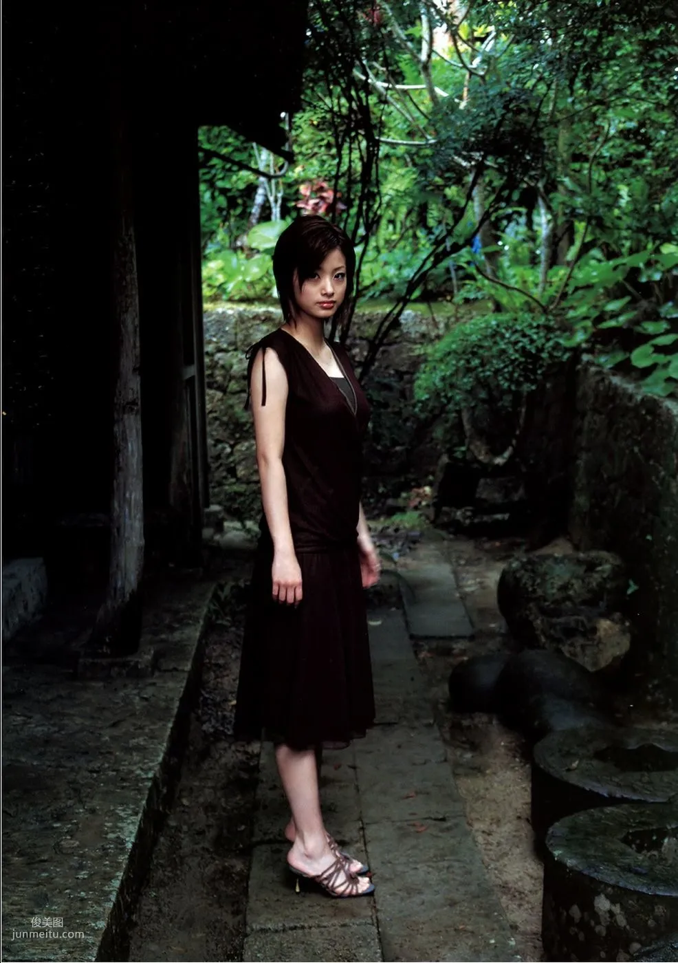 上户彩《September Fourteenth》[PB写真集] 6