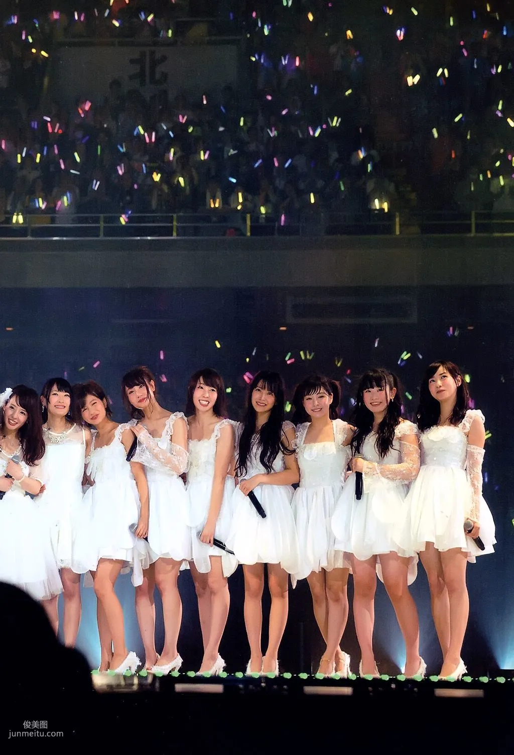 山田菜々/山田菜菜《NMB48卒業メモリアル·フォトブック》 [PB寫真集] 13