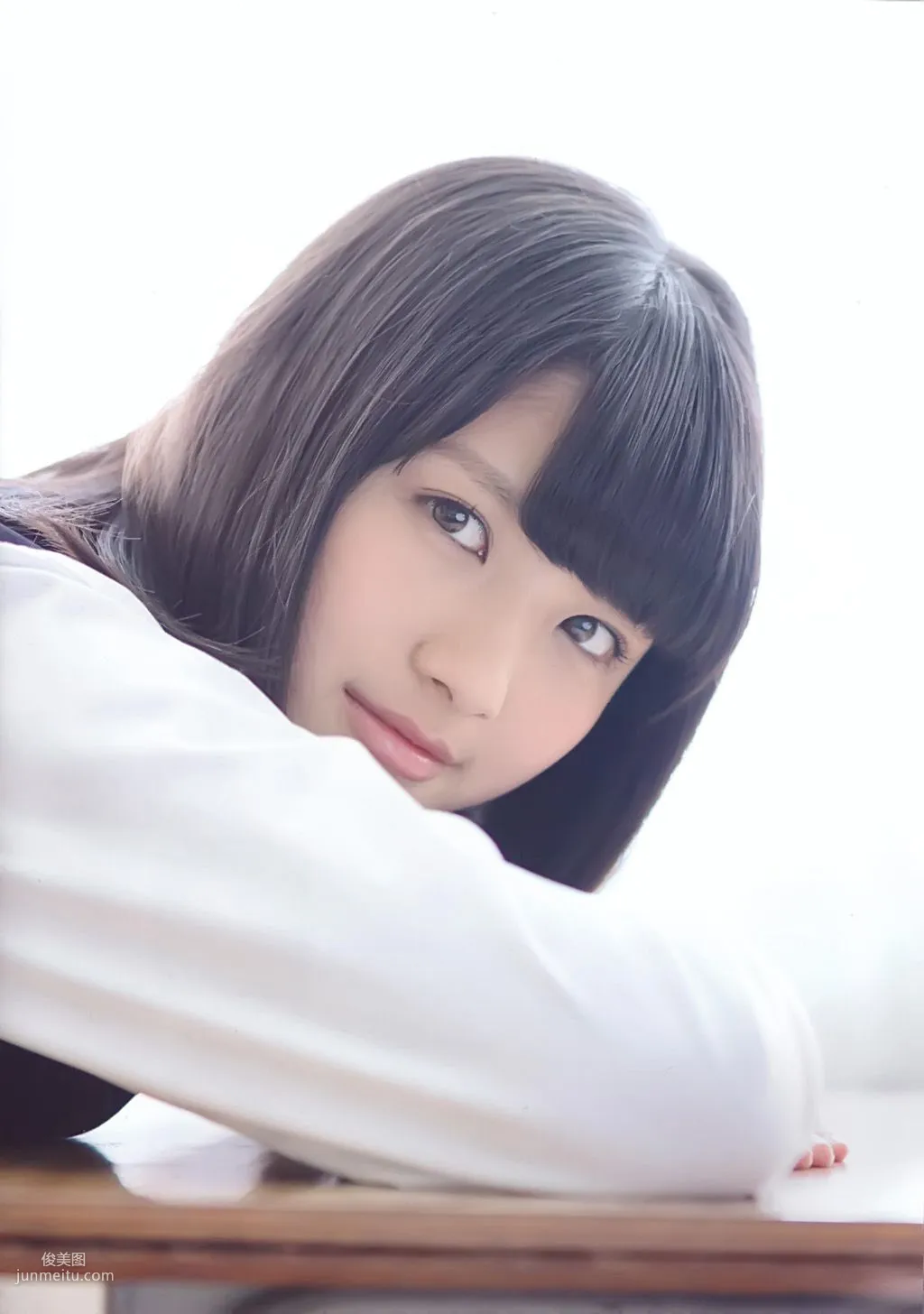 大和田南那、渡辺みり愛 《Graduation-中學卒業》 [PB寫真集] 23
