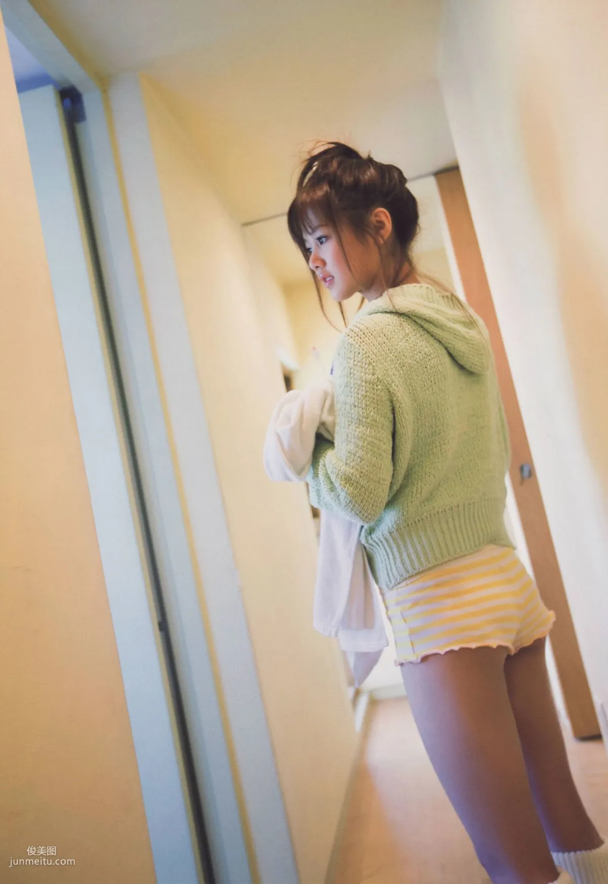 新垣裡沙 《happygirl》 [Photobook] 寫真集 40