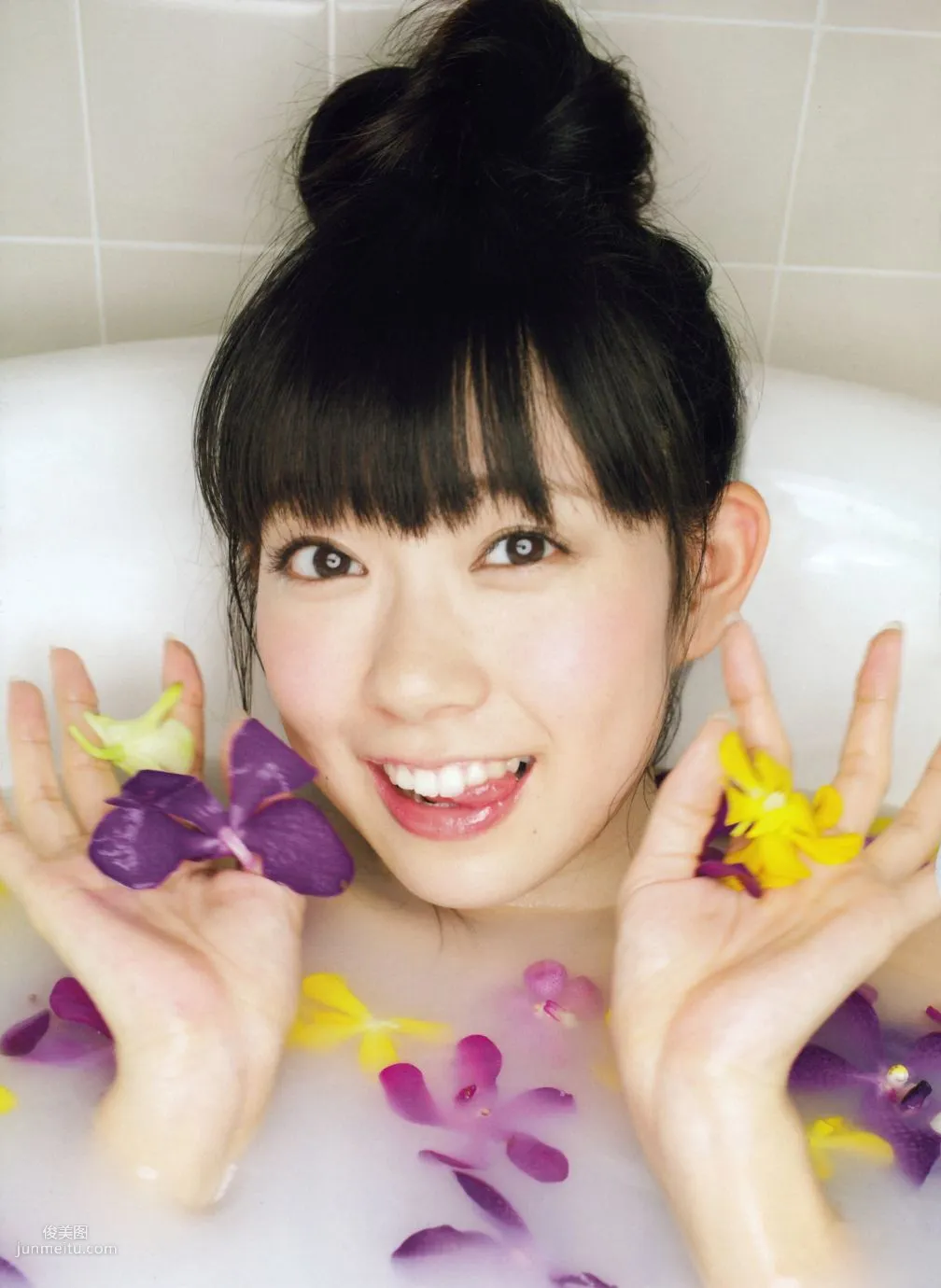 渡辺美優紀《みる神》 [Photo book] 寫真集 101