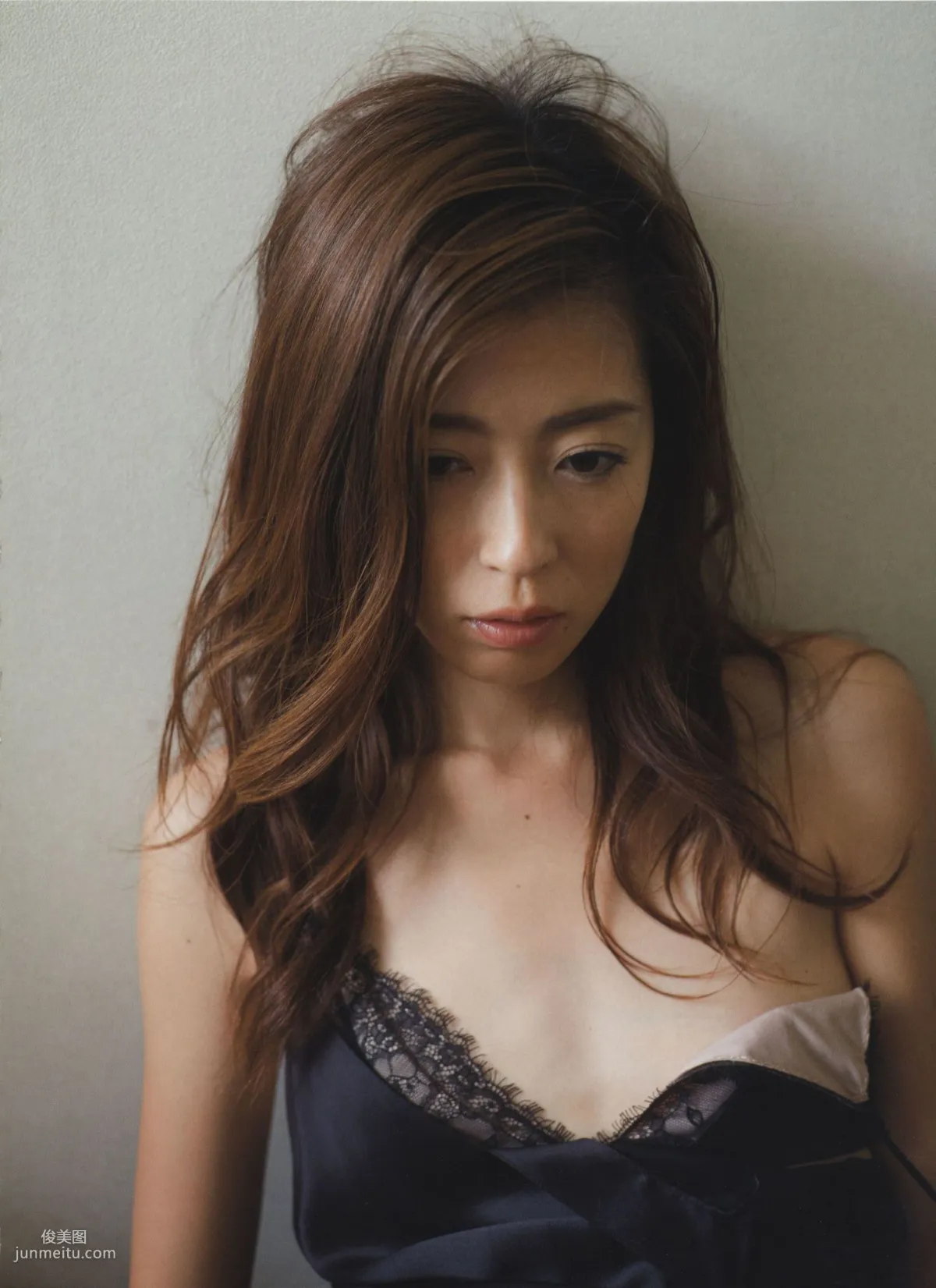 中村愛美 《Lyin' Eyes》 [PhotoBook] 寫真集 69