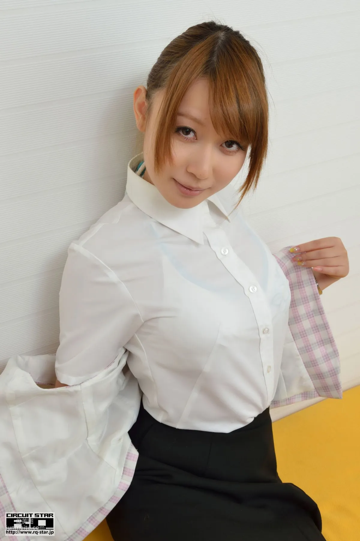 [RQ-STAR] NO.00690 Manon Natsukawa 夏川マノン Office Lady 寫真集 110