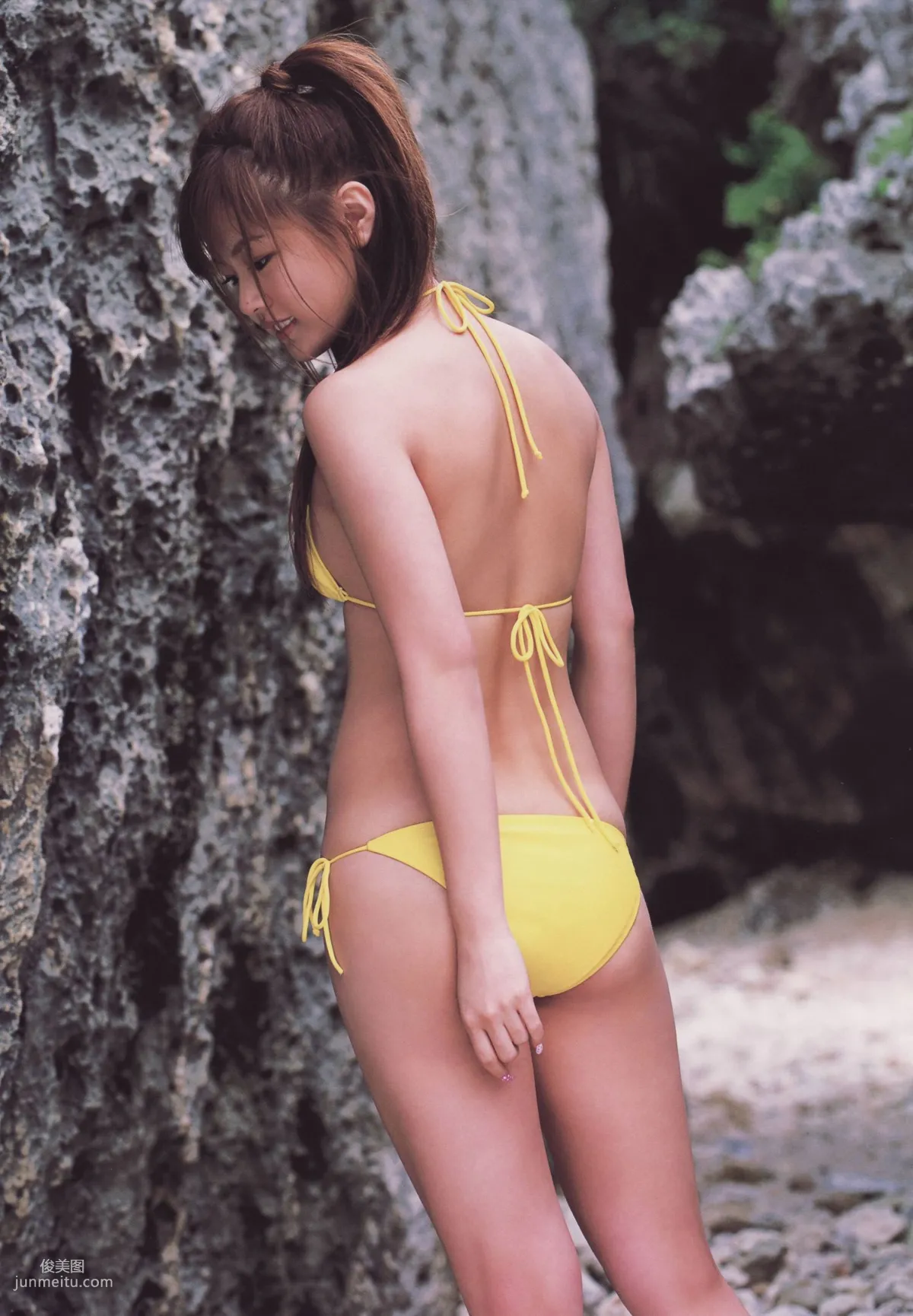 新垣裡沙 《happygirl》 [Photobook] 寫真集 26