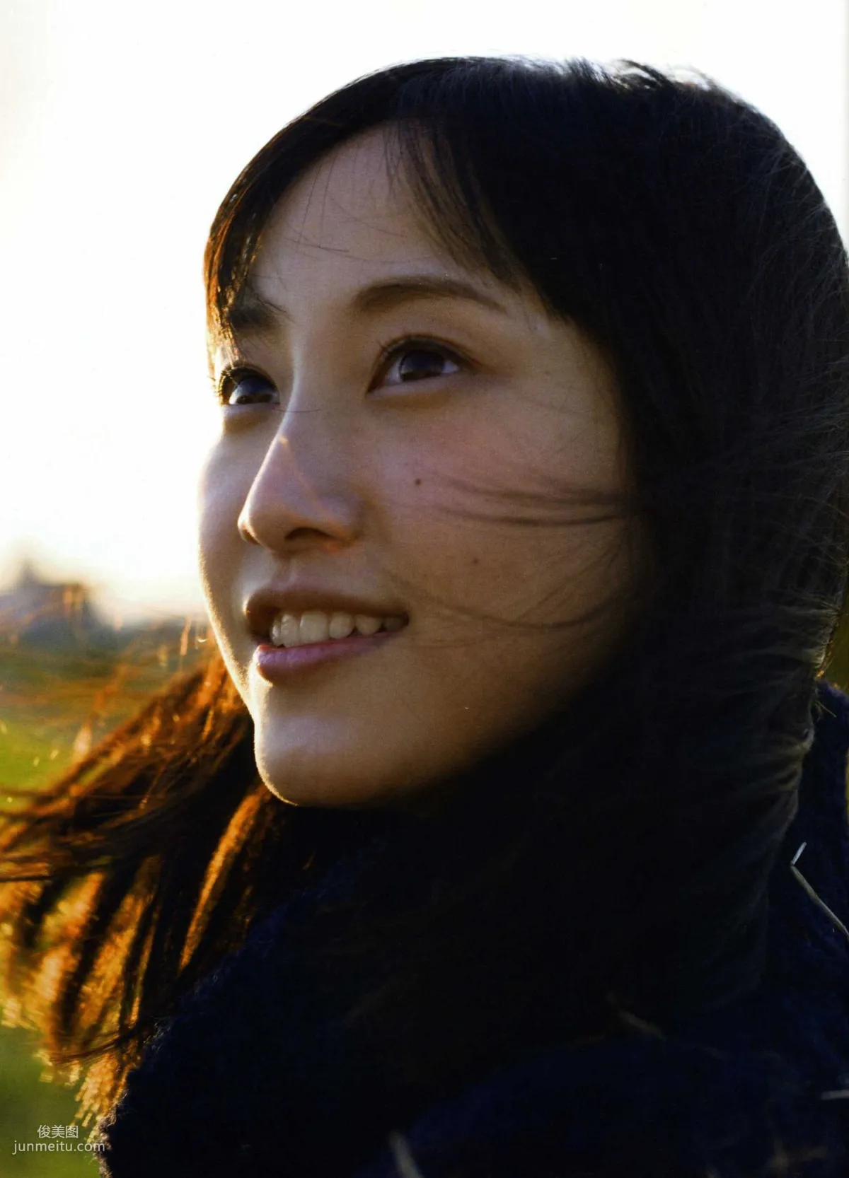 松井玲奈 《Kingyo》 Goldfish [PB寫真集] 36
