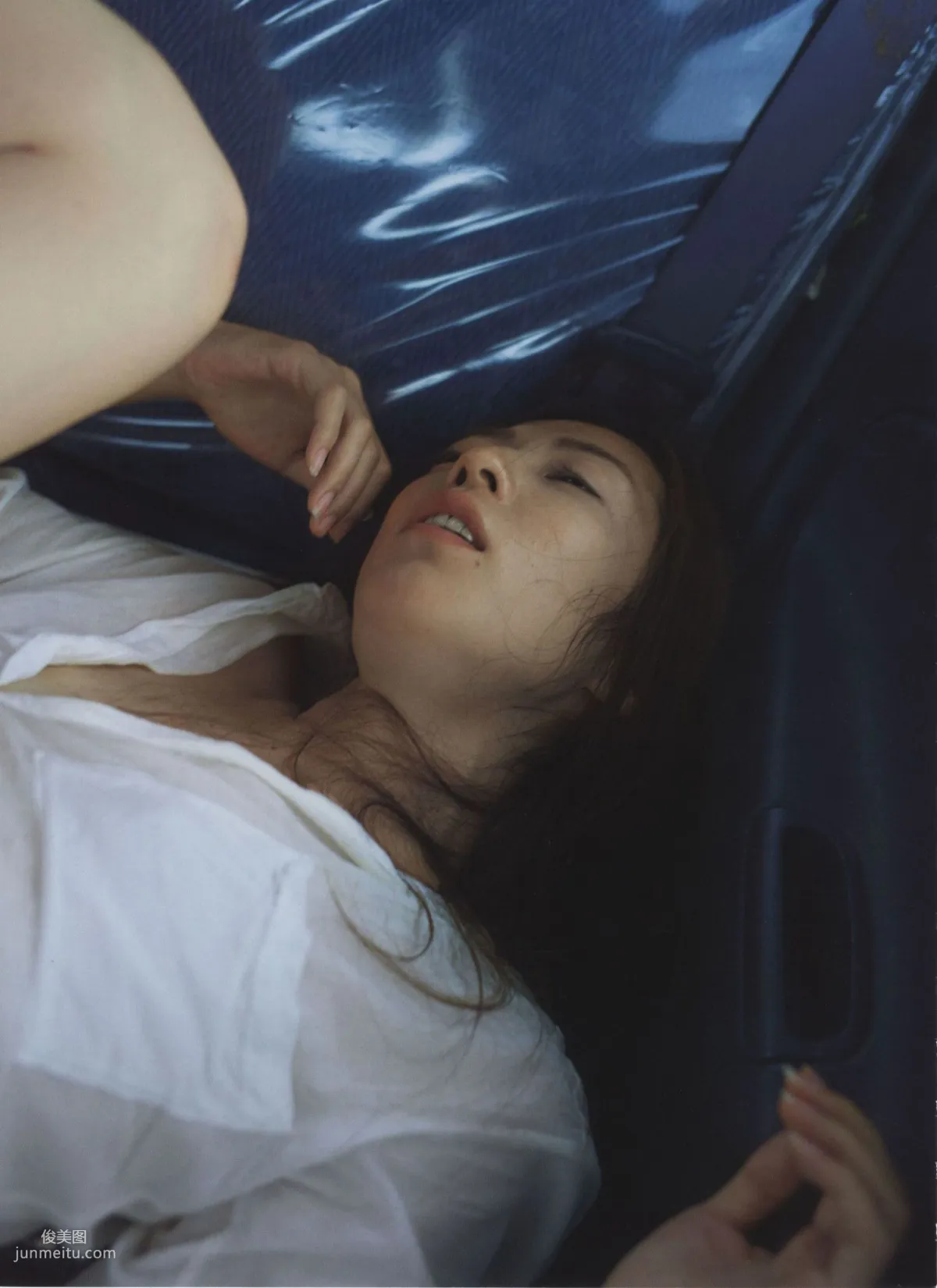 中村愛美 《Lyin' Eyes》 [PhotoBook] 寫真集 95
