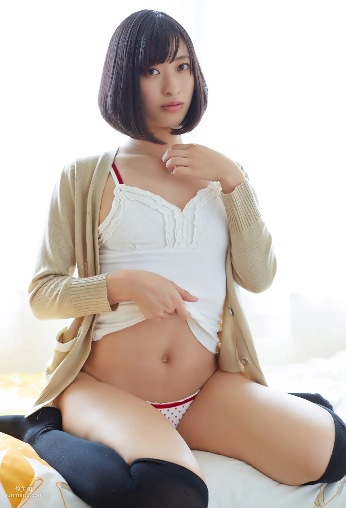 倉持由香《尻系女子》解禁グラビア [PB寫真集] 32