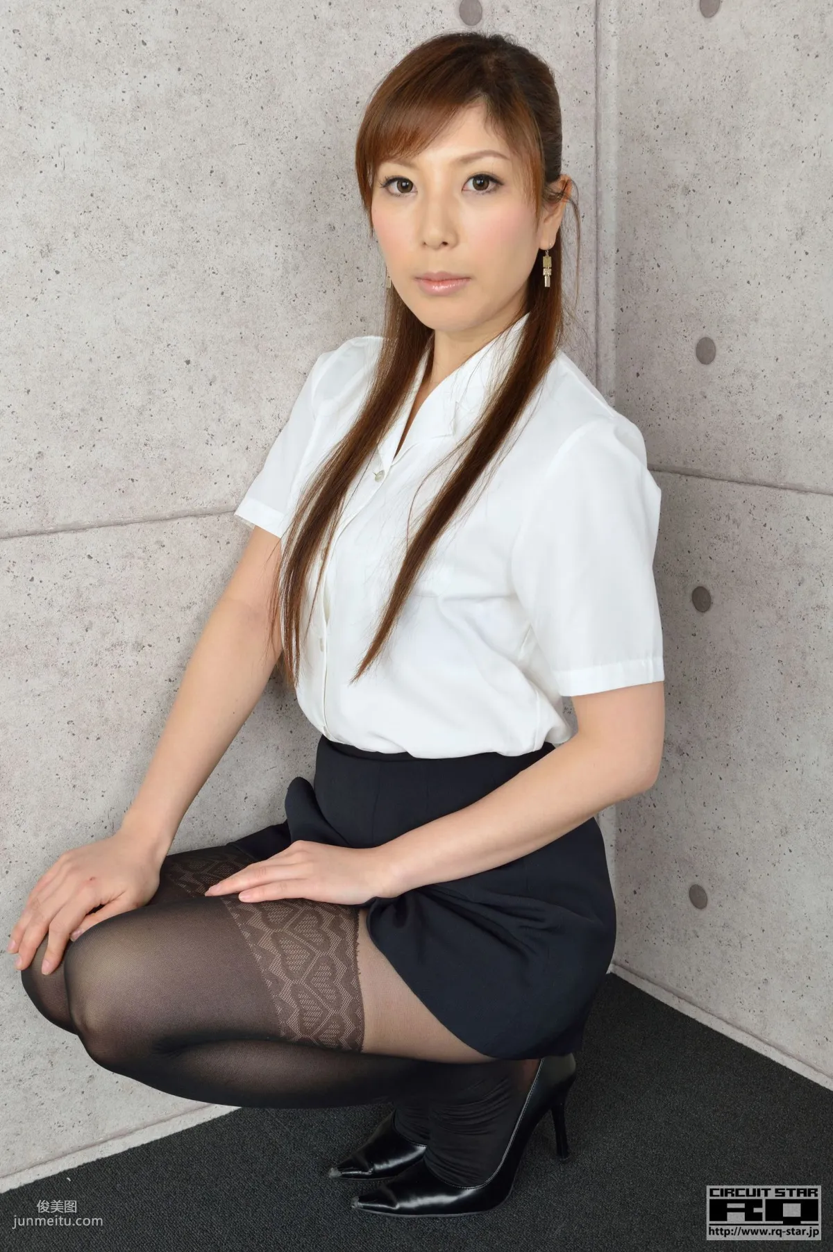[RQ-STAR] NO.00751 若松朋加 Office Lady 辦公室女郎 寫真集 16