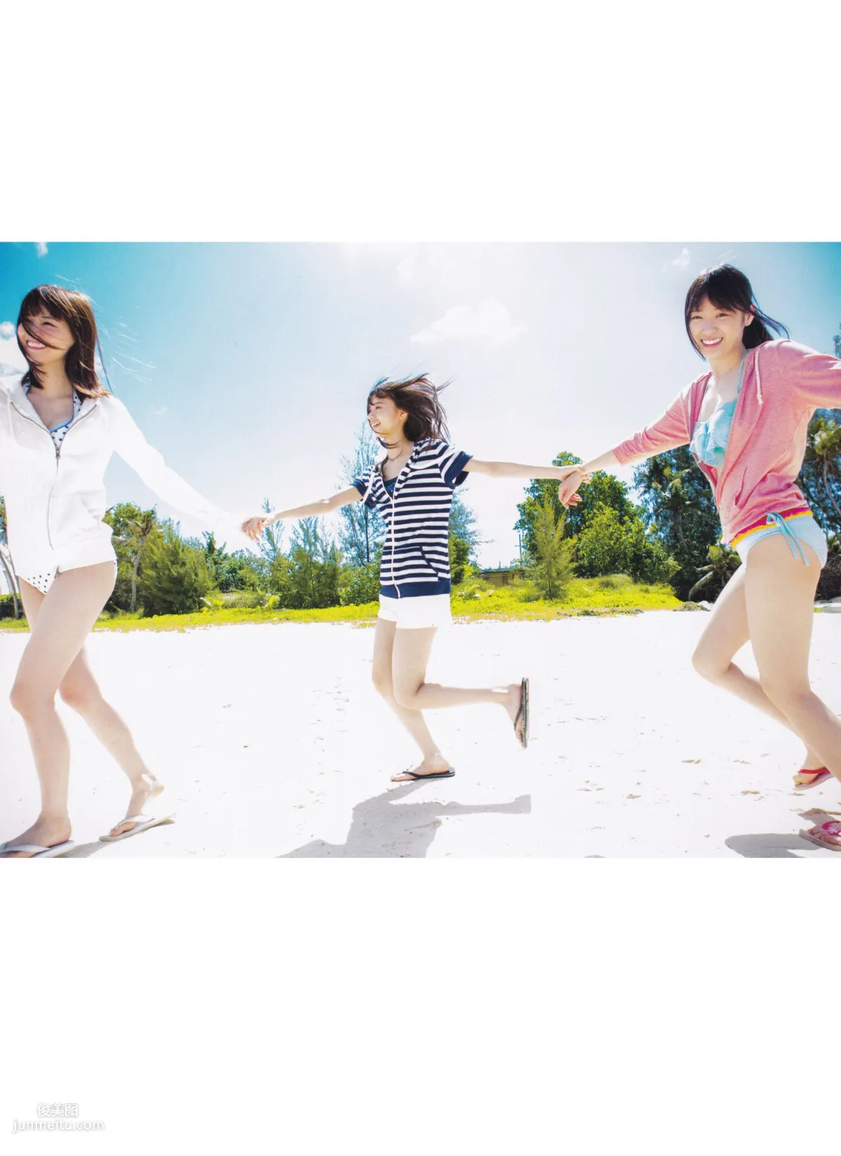 乃木坂46 《1時間遅れのI love you》 [PB寫真集] 69