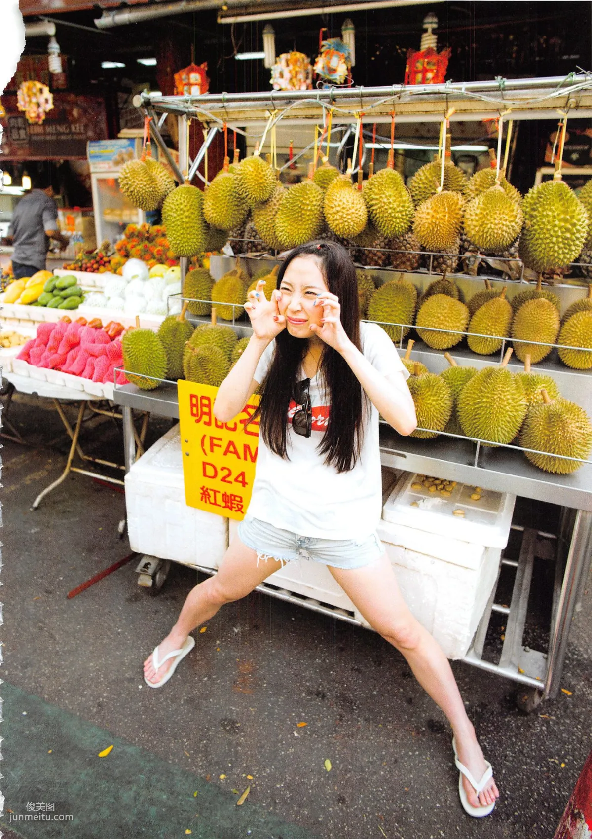 高柳明音《Churi》 [Photobook] 写真集105