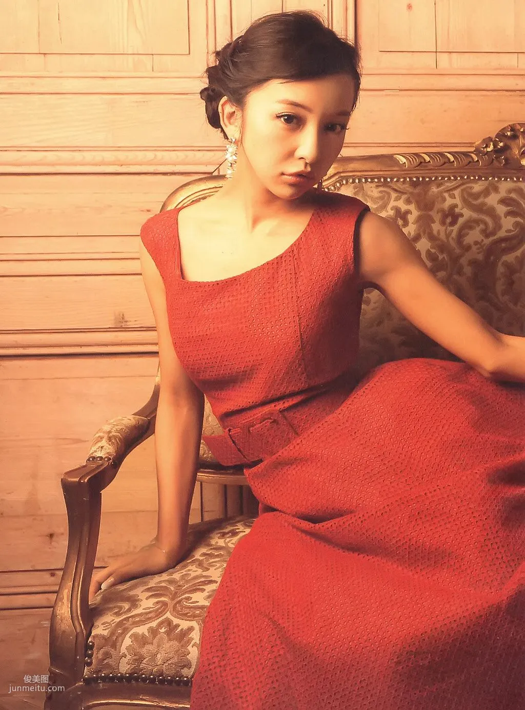 闆野友美《Luv U》10週年紀念日 [PB寫真集] 72