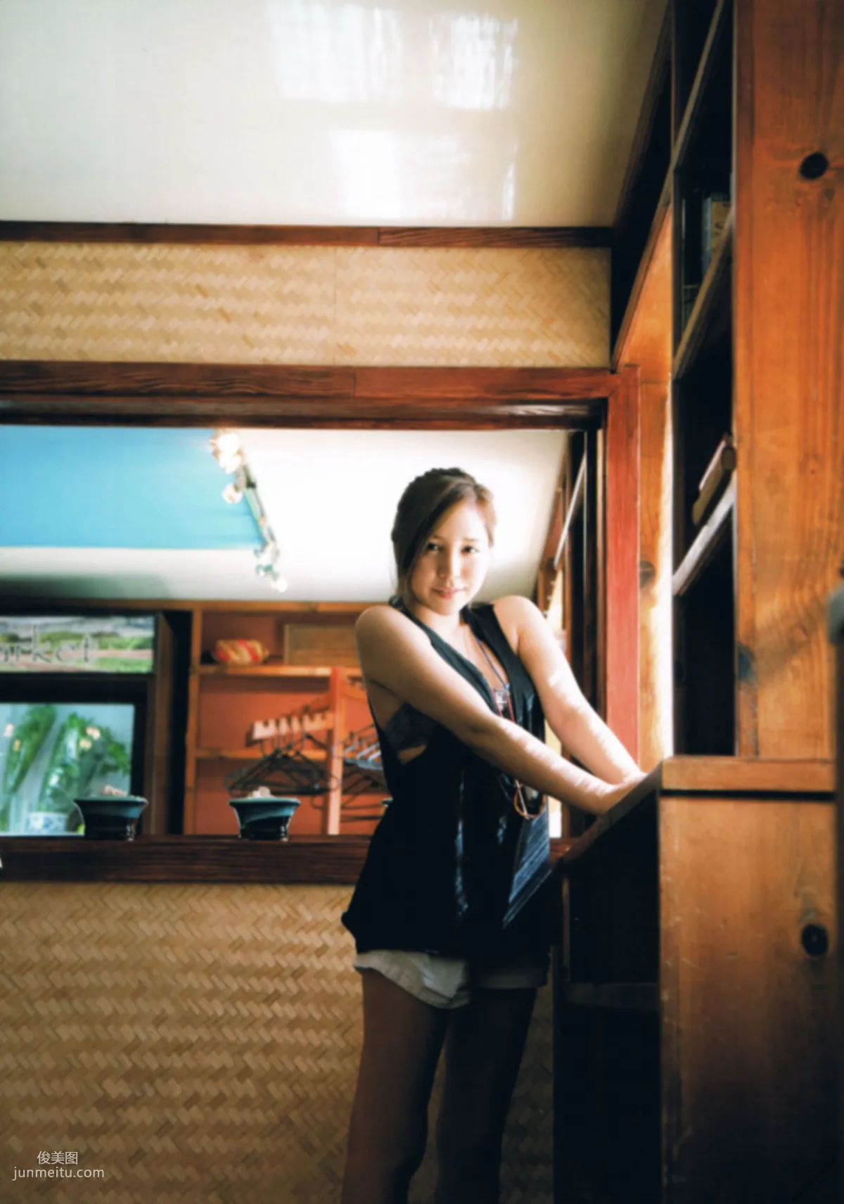 河西智美《灼けた》 [PhotoBook] 寫真集 126