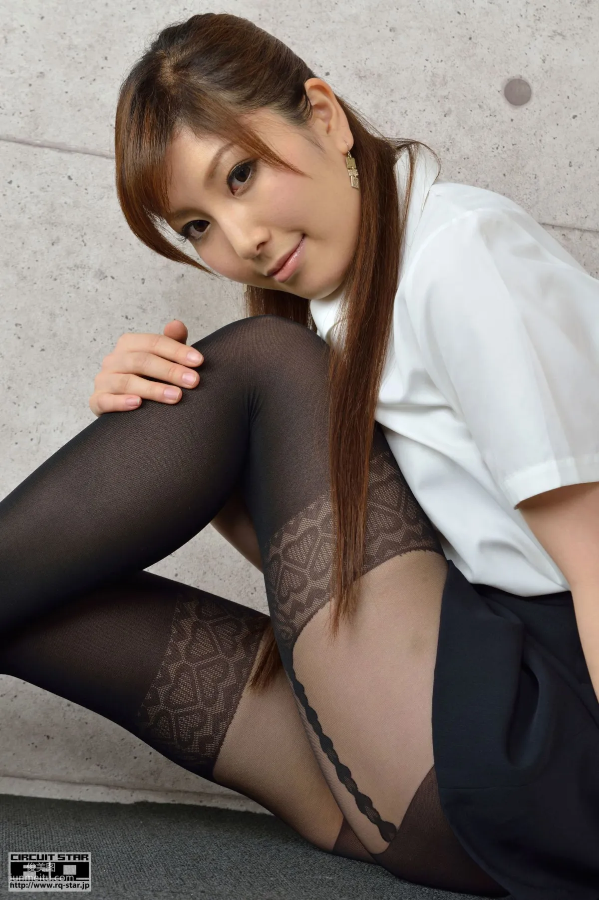 [RQ-STAR] NO.00751 若松朋加 Office Lady 辦公室女郎 寫真集 25